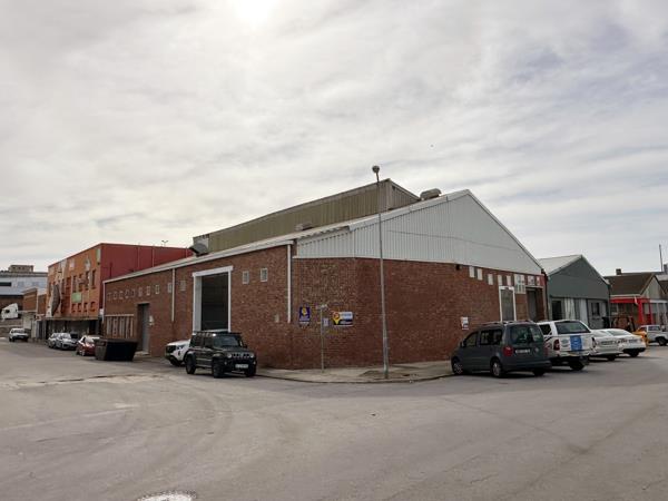 775 m² Industrial space