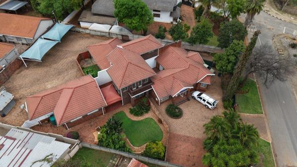 8 Bedroom House