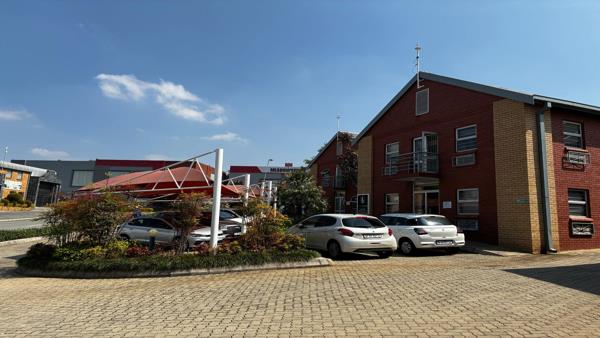350 m² Commercial space