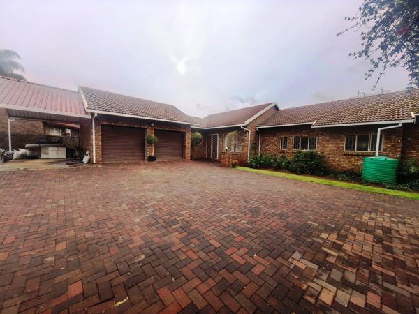 5 Bedroom House