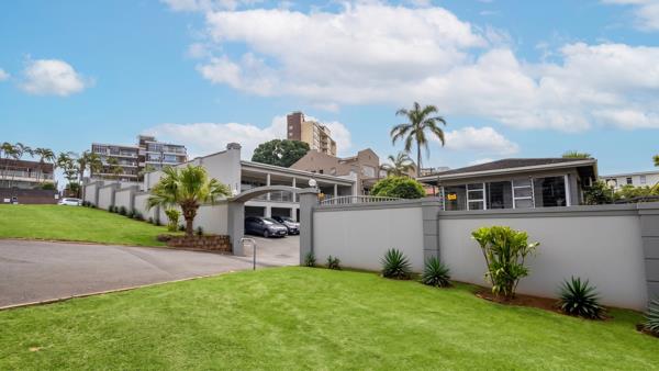 990 m² Commercial space