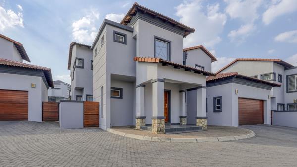 3 Bedroom Townhouse