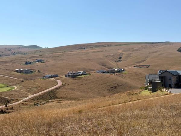 1 305 m² Land
