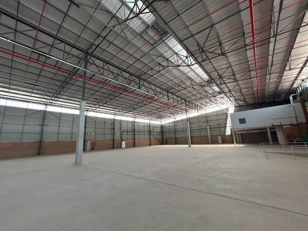 2 898 m² Commercial space