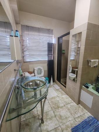 1 Bedroom House