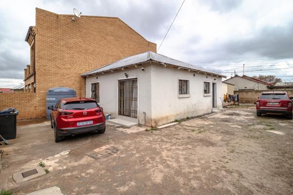 2 Bedroom House