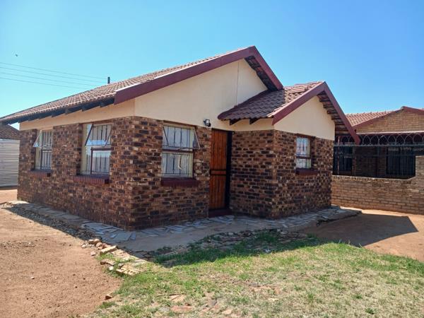 2 Bedroom House