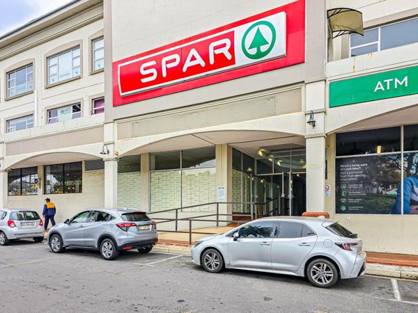 76 m² Retail Space