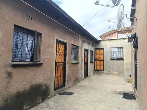 2 Bedroom House