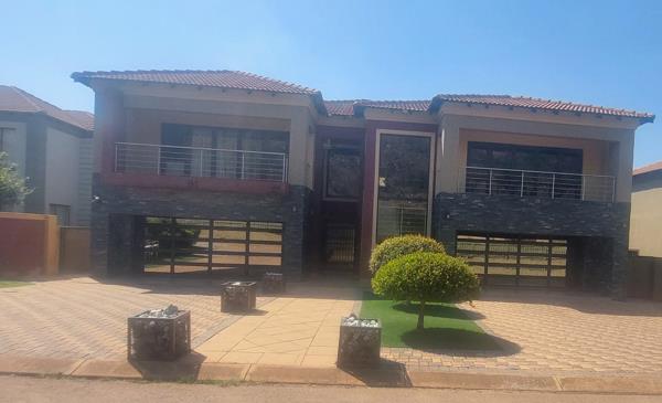 5 Bedroom House