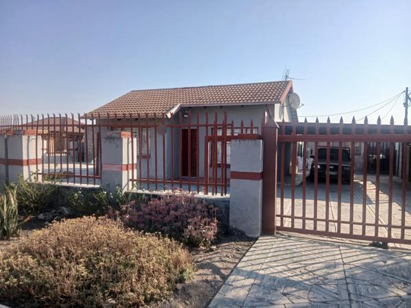 2 Bedroom House