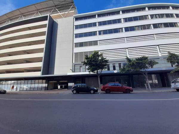 2 030 m² Commercial space