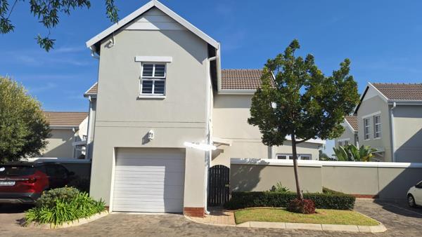 4 Bedroom Townhouse