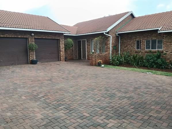 5 Bedroom House