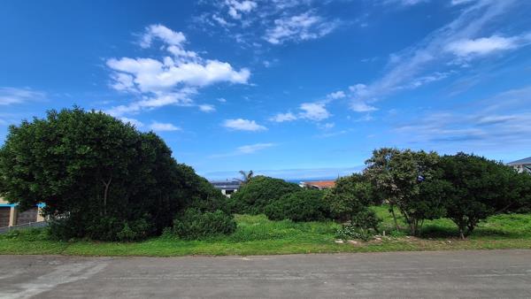 744 m² Land