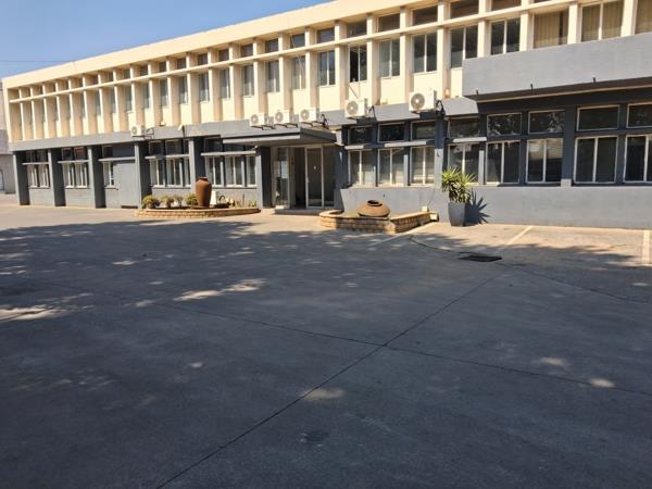 635 m² Industrial space