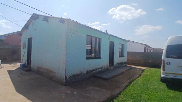 2 Bedroom House