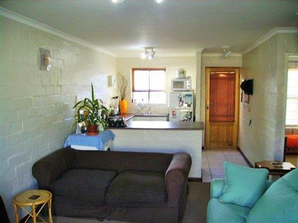 2 Bedroom Townhouse