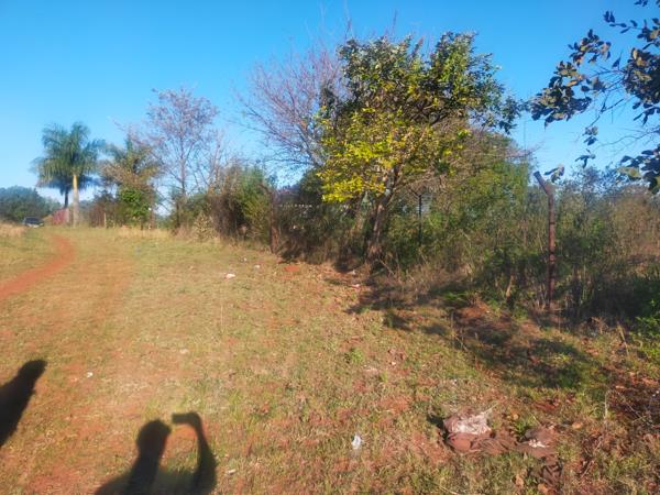 2 500 m² Land