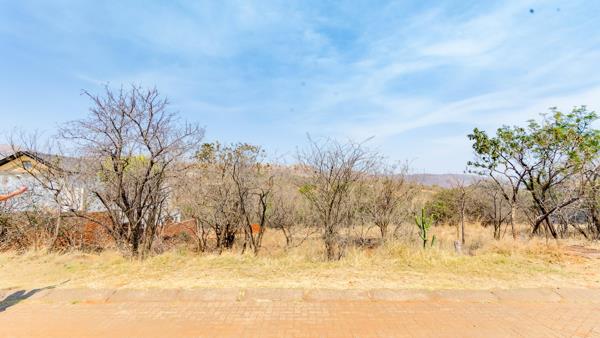 634 m² Land