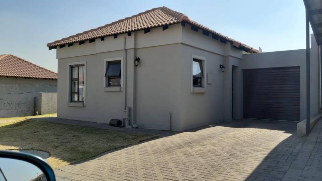 2 Bedroom Townhouse