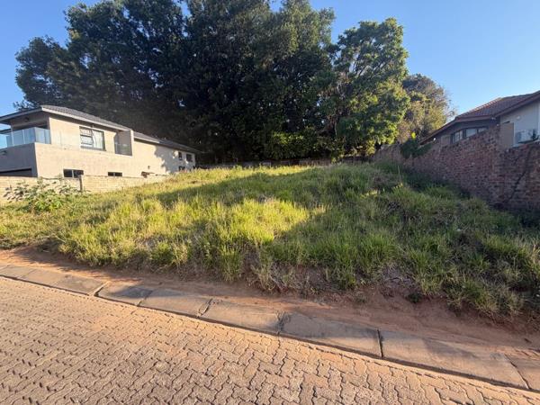 570 m² Land