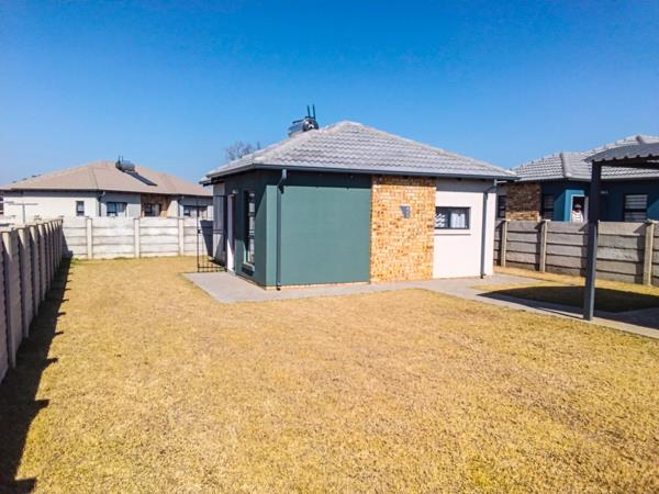 2 Bedroom House