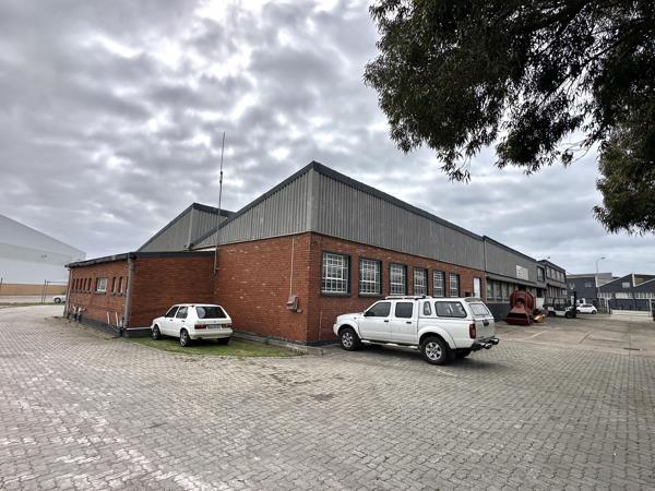 374 m² Industrial space