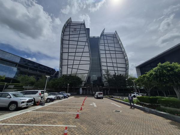 800 m² Commercial space