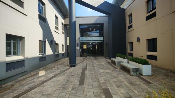 207 m² Commercial space