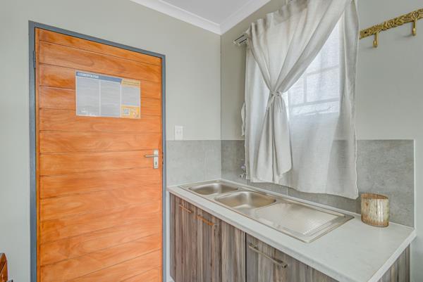 2 Bedroom House