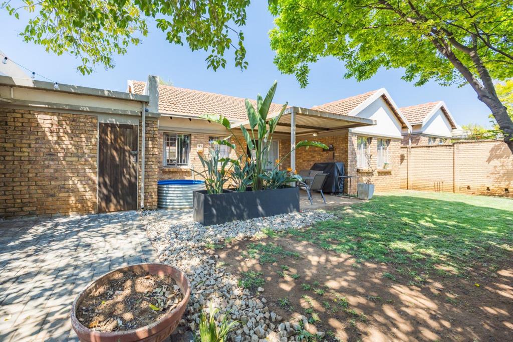 2 Bedroom Townhouse
