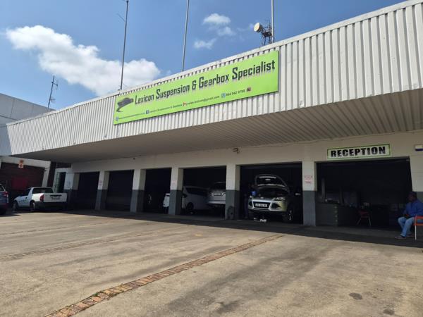 821 m² Commercial space