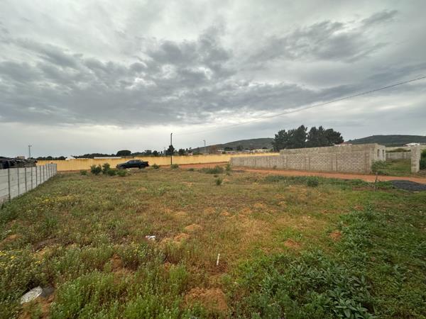 595 m² Land