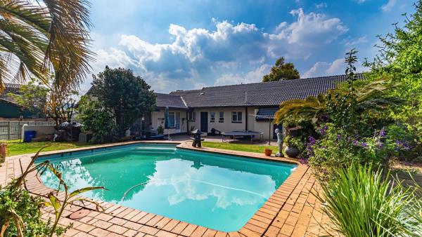 5 Bedroom House