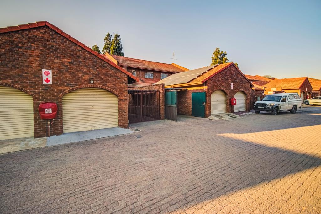 2 Bedroom Townhouse