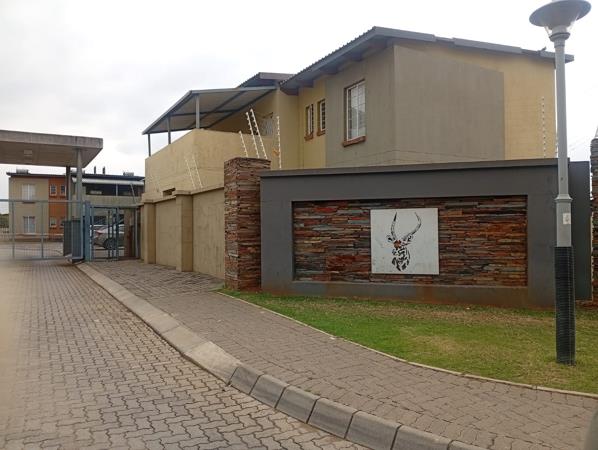 2 Bedroom Townhouse