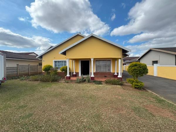 6 Bedroom House
