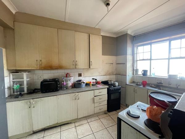 5 Bedroom Apartment