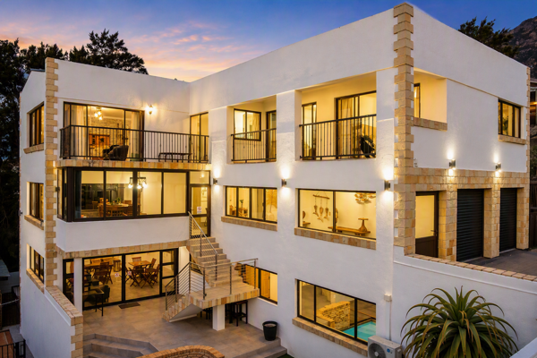 8 Bedroom House