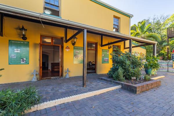 360 m² Commercial space
