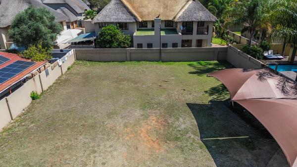 650 m² Land