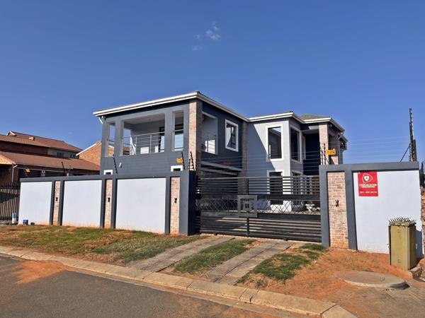 5 Bedroom House