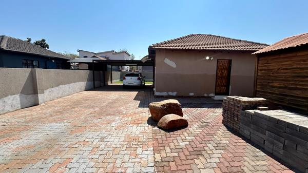 2 Bedroom House