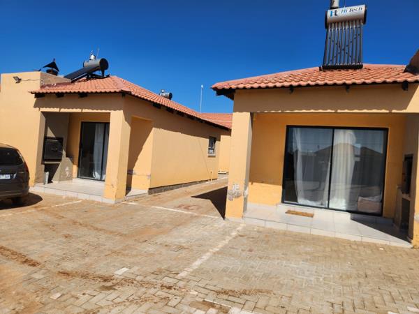 10 Bedroom House