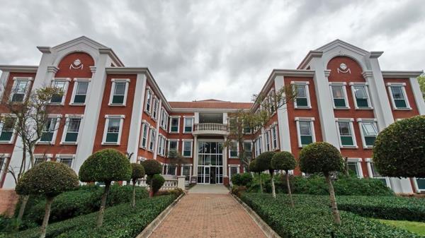 187 m² Office Space