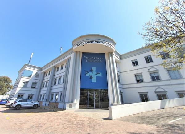 450 m² Office Space