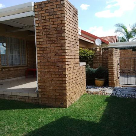 2 Bedroom Townhouse