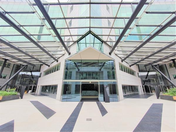 365 m² Office Space
