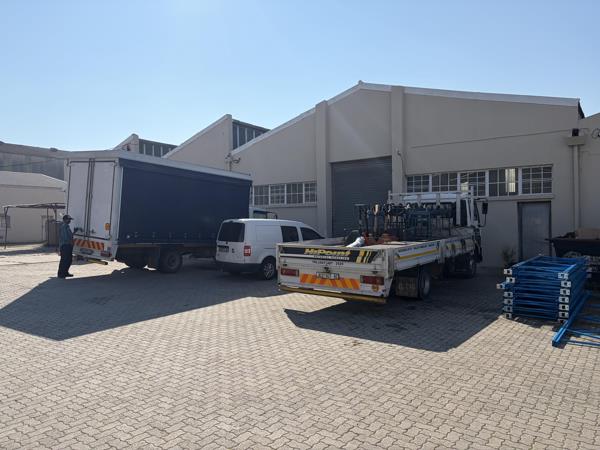 925 m² Industrial space